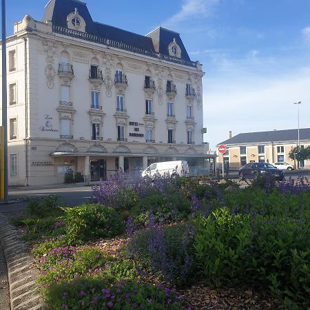 Logis Hotel Des Bourbons Montluçon Exteriör bild