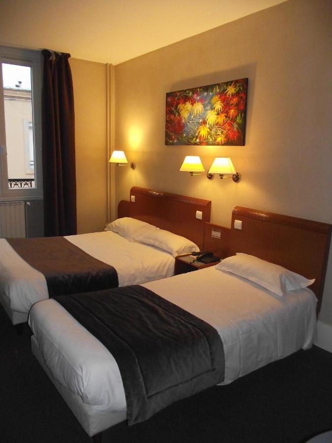 Logis Hotel Des Bourbons Montluçon Exteriör bild